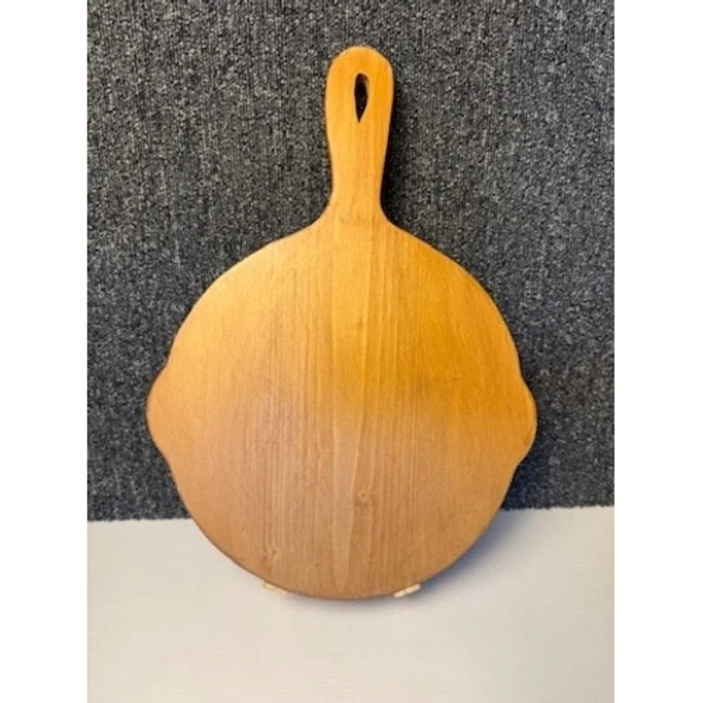 Vintage Wooden Heart Cutout Wall Pocket Paper Plate Holder Rustic Wood Country